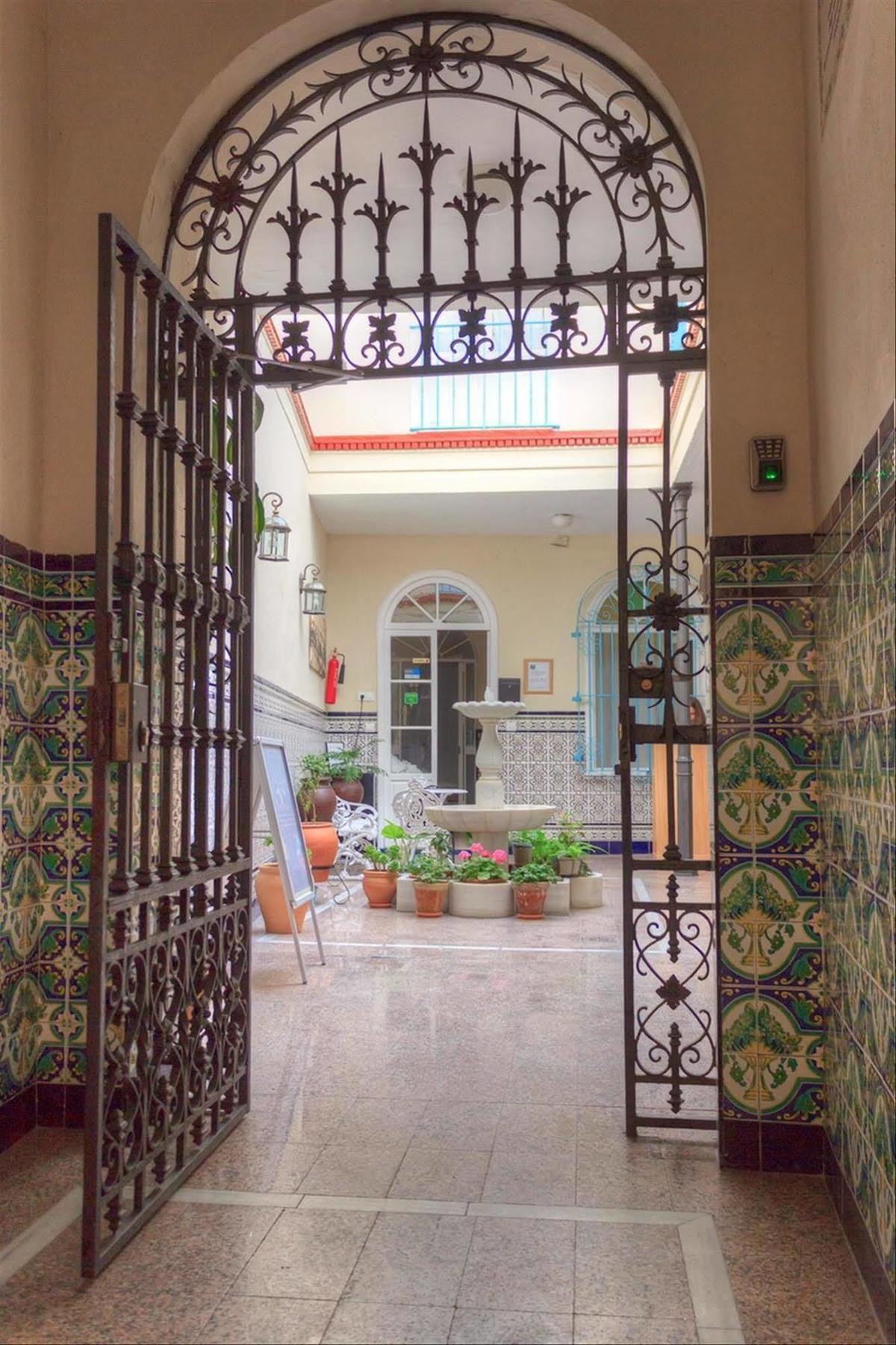Azahar Pensión Sevilla
